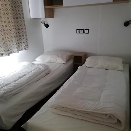 Camping Mar Estang Кемпинг *